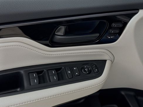 New 2026 Honda Odyssey Touring image 21