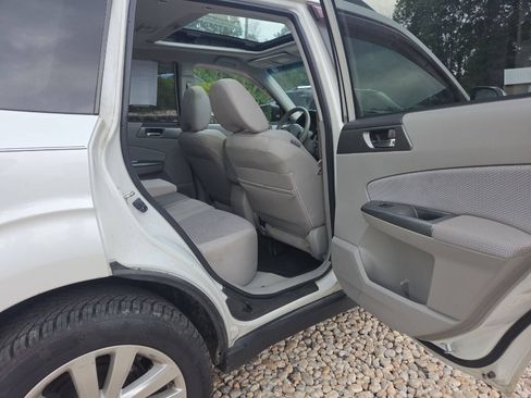 Used 2011 Subaru Forester 2.5X Premium AWD/4WD image 19