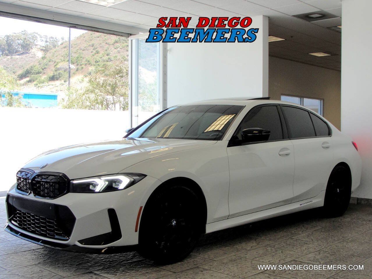 Used 2023 BMW 330i Sedan w/ M Sport Package RWD image 22