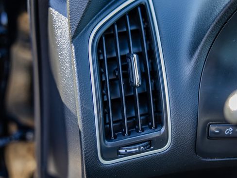 Used 2019 INFINITI Q50 Luxe image 24