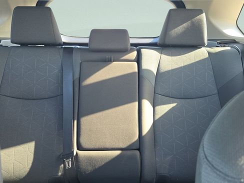 Used 2025 Toyota RAV4 XLE FWD image 10