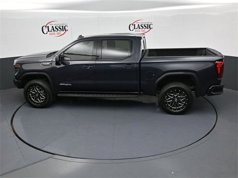 Used 2024 GMC Sierra 1500 AT4X image 18