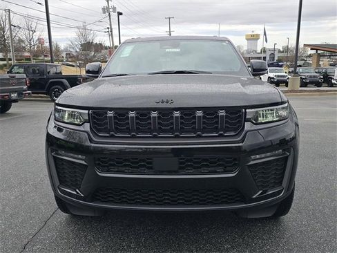 New 2026 Jeep Grand Cherokee Limited image 15