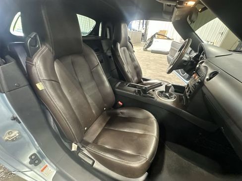 Used 2008 MAZDA MX-5 Miata RWD image 32