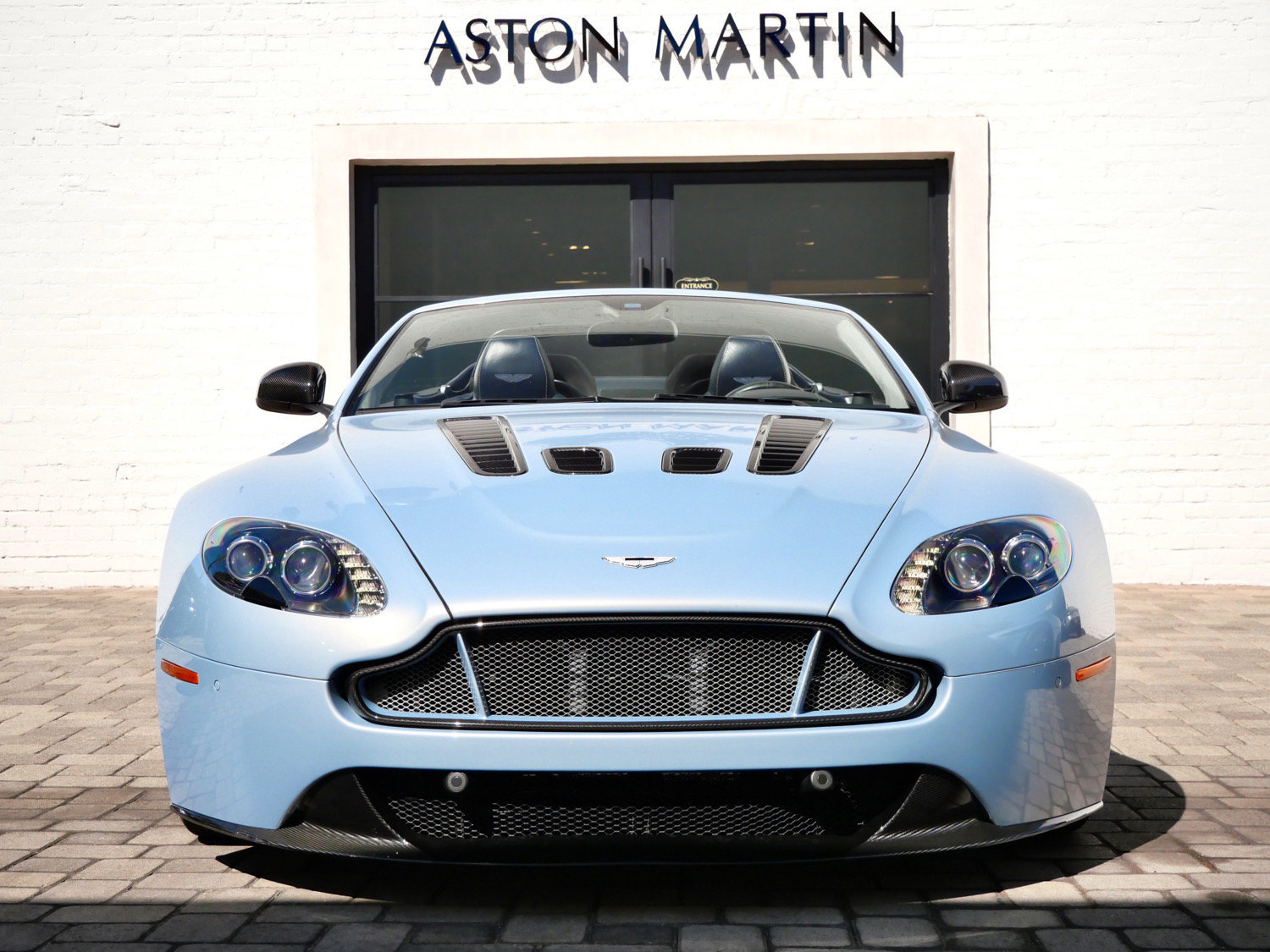 Used 2015 Aston Martin V12 Vantage S RWD image 7