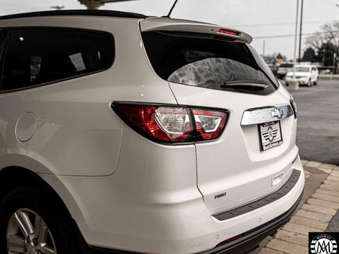 Used 2013 Chevrolet Traverse LT AWD/4WD image 12
