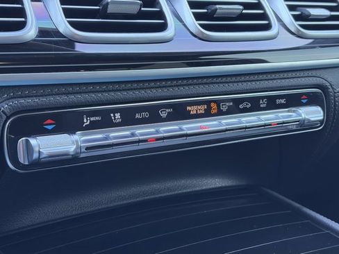 Used 2024 Mercedes-Benz GLS 450 GLS 450 image 26