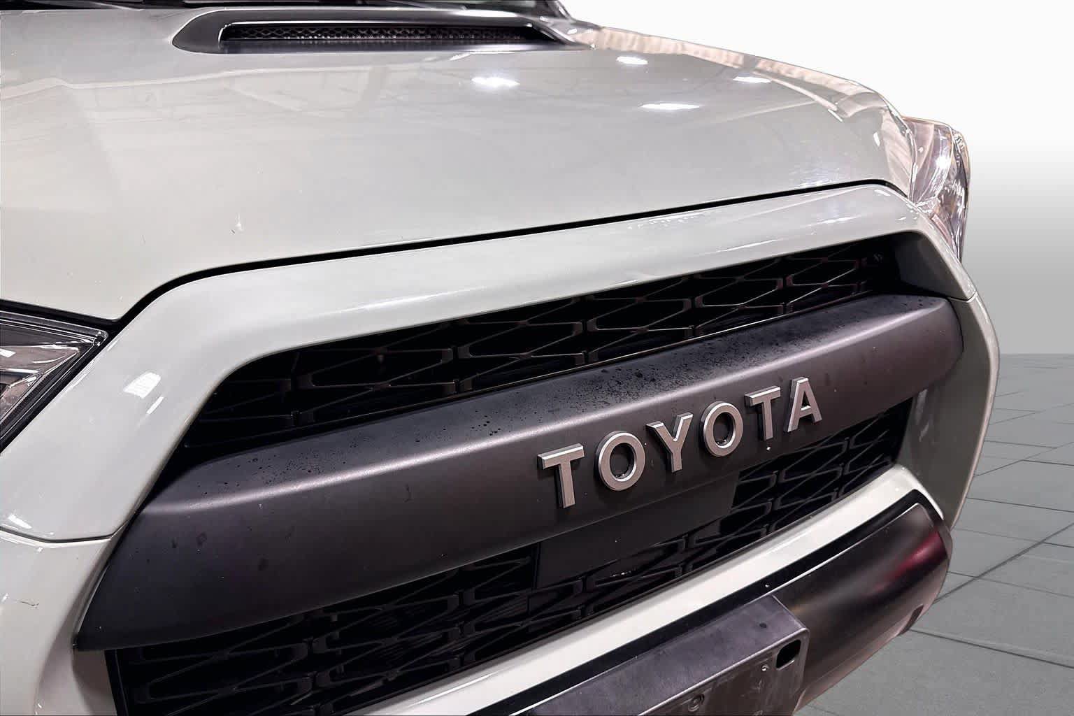 Used 2021 Toyota 4Runner TRD Pro AWD/4WD image 30