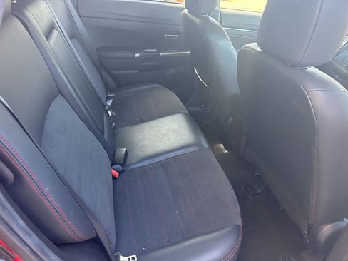 Used 2022 Mitsubishi Outlander Sport SE image 19