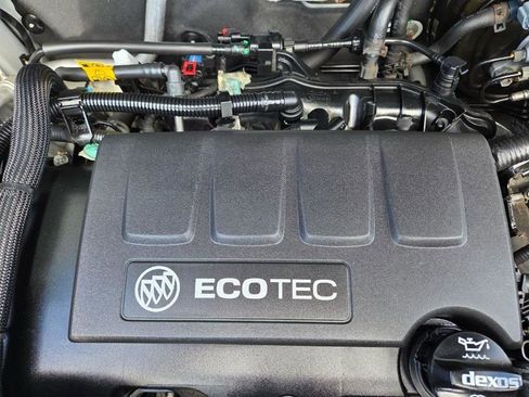 Used 2017 Buick Encore Preferred AWD/4WD image 31
