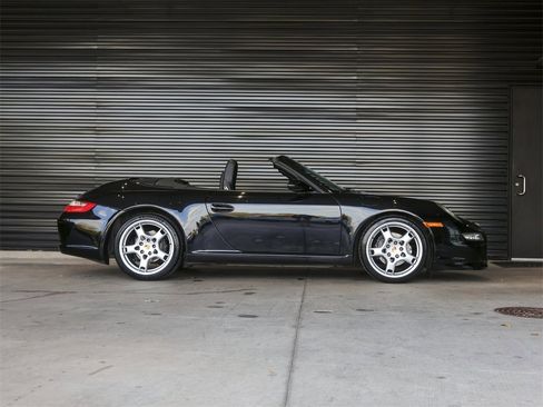 Used 2006 Porsche 911 Carrera image 38