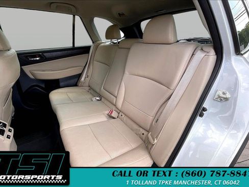 Used 2016 Subaru Outback 2.5i Limited AWD/4WD image 25