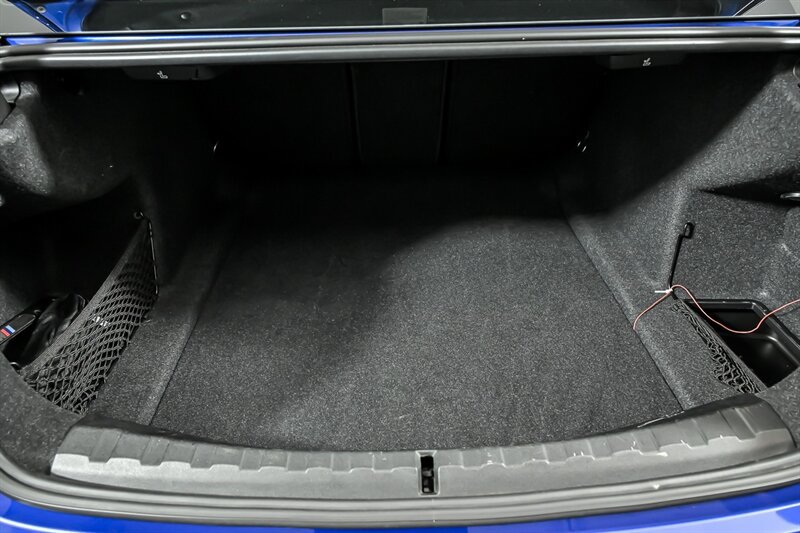 Used 2022 BMW M3 w/ Executive Package RWD image 11