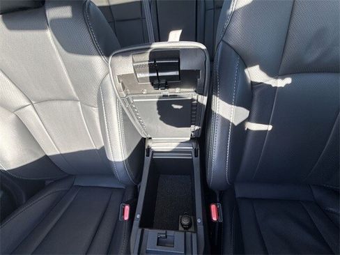 Used 2023 Subaru Legacy Limited image 11