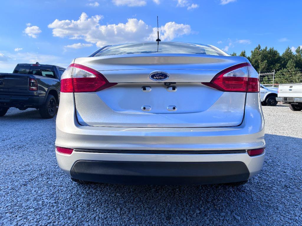 Used 2019 Ford Fiesta SE FWD image 6