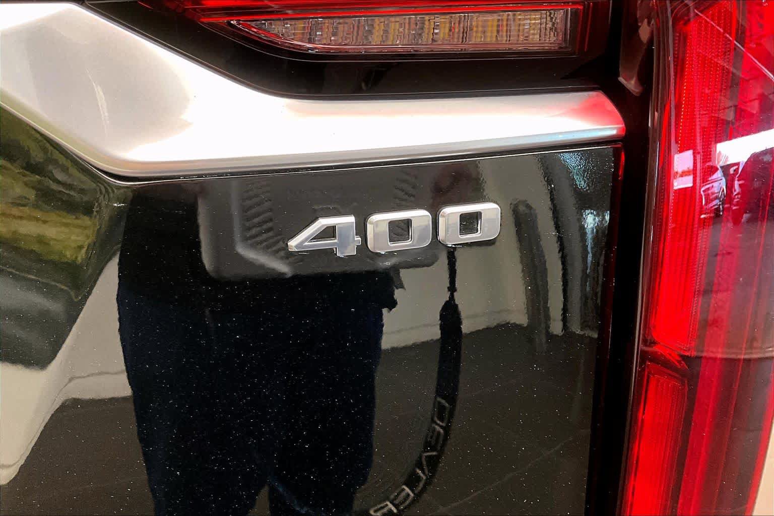 Used 2024 Cadillac XT6 Premium Luxury FWD image 10