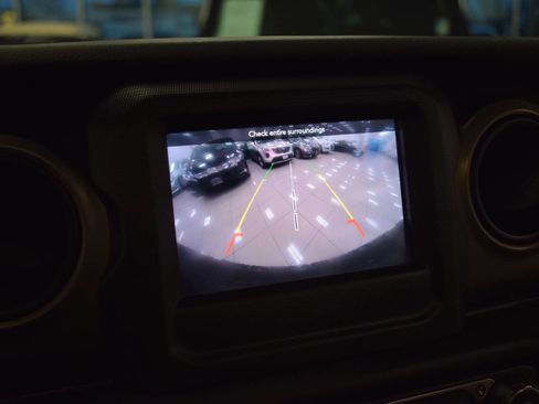 Used 2019 Jeep Wrangler Unlimited Sport S image 48