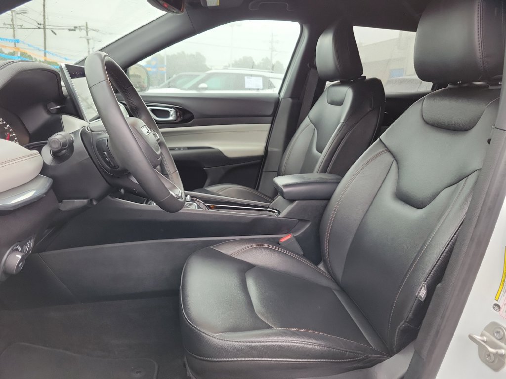 Used 2024 Jeep Compass Limited AWD/4WD image 20