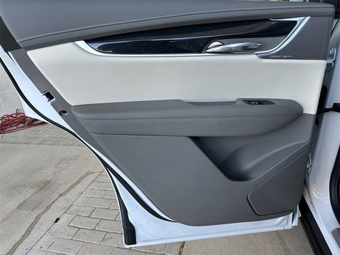 New 2025 Cadillac XT6 Premium Luxury w/ Technology Package image 25