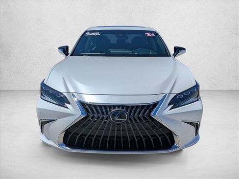 Used 2024 Lexus ES 300h w/ Accessory Package (Z2) FWD image 2