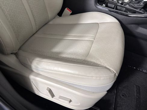 Used 2023 Kia Sorento SX AWD/4WD image 35