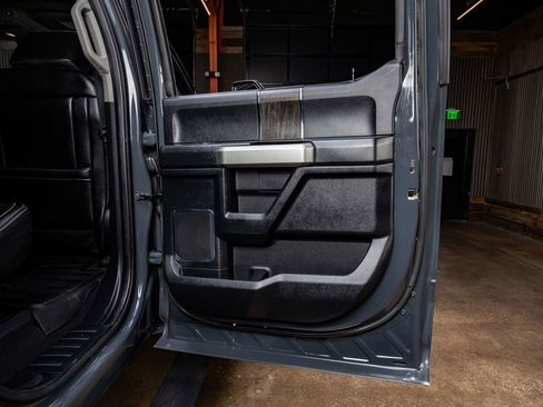 Used 2021 Ford F250 Lariat w/ Lariat Ultimate Package image 38