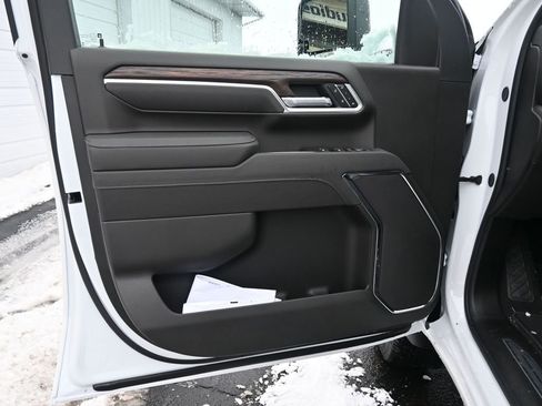 New 2026 GMC Sierra 3500 SLT image 16