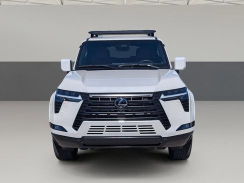 Used 2025 Lexus GX 550 w/ Accessory Package (31) AWD/4WD image 5