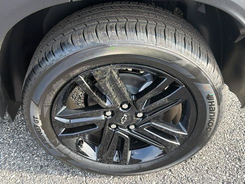 New 2026 Chevrolet TrailBlazer LT w/ Midnight Edition FWD image 12