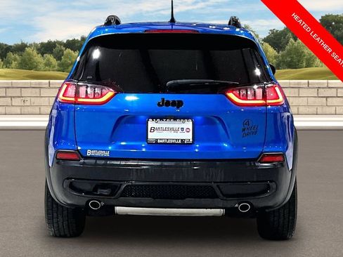 Used 2022 Jeep Cherokee Latitude AWD/4WD image 4