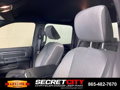Used 2024 RAM 2500 Big Horn w/ Bed Utility Group AWD/4WD image 10