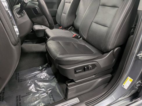 Used 2021 GMC Sierra 1500 SLT image 9