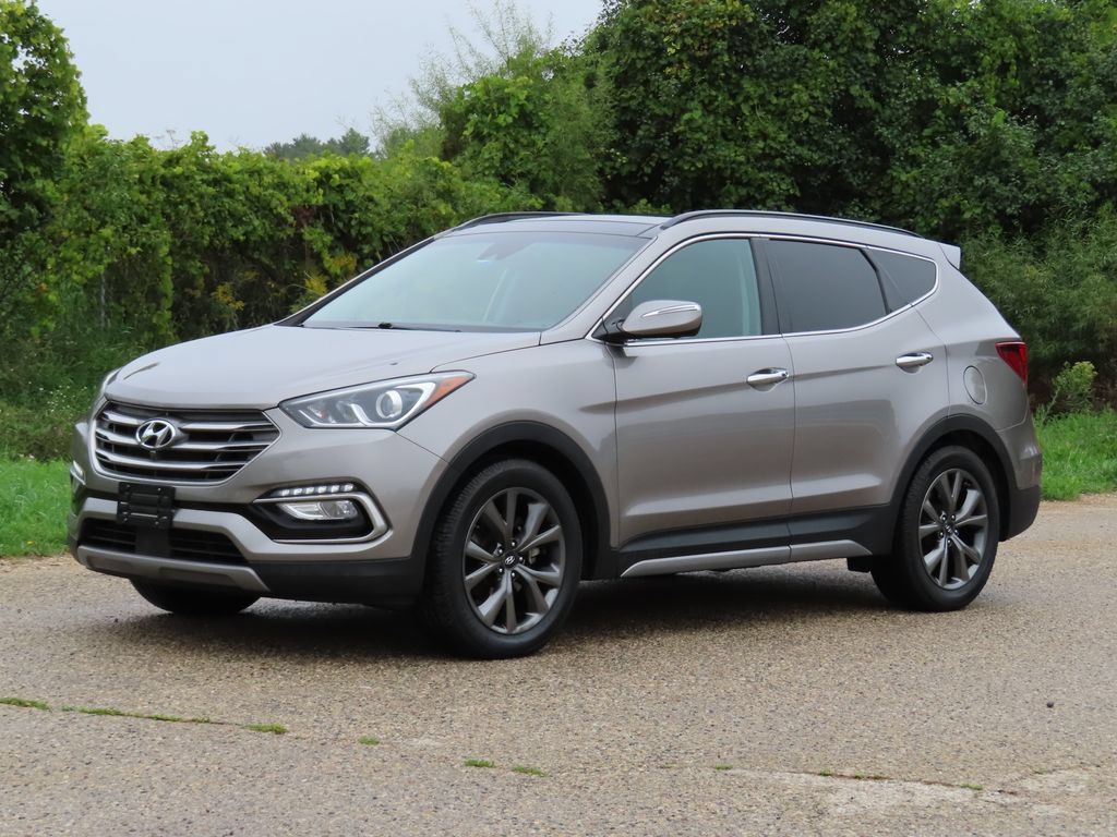 Used 2017 Hyundai Santa Fe Sport w/ 2.0T Ultimate Tech Package 05 FWD image 8
