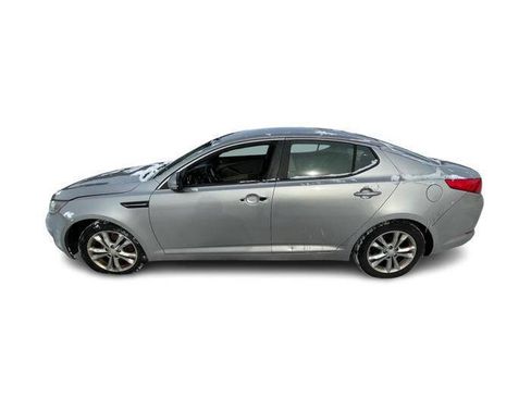 Used 2013 Kia Optima LX image 2