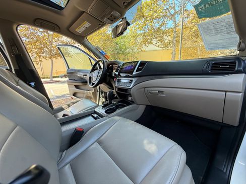 Used 2018 Honda Pilot EX-L image 14