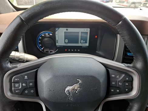 Used 2023 Ford Bronco Outer Banks AWD/4WD image 19