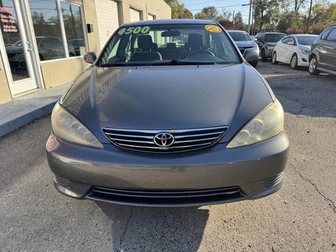 Used 2005 Toyota Camry LE image 13