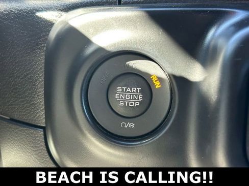 Used 2022 Jeep Wrangler Unlimited Sport image 26