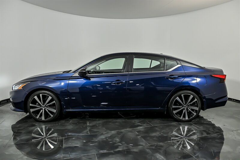 Used 2022 Nissan Altima 2.5 SR FWD image 6