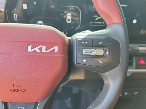 Used 2025 Kia K4 GT-Line w/ GT-Line Premium Package FWD image 15