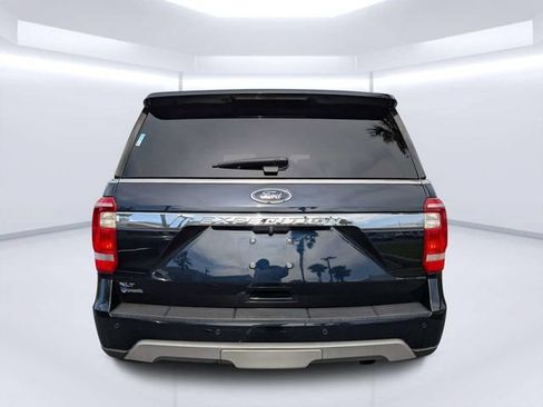 Used 2021 Ford Expedition XLT RWD image 4
