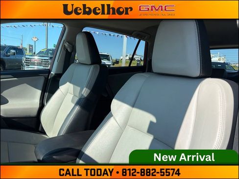 Used 2017 Toyota RAV4 Limited FWD image 23