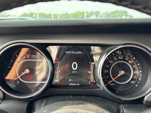 Used 2021 Jeep Gladiator Sport AWD/4WD image 13
