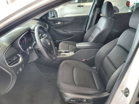 Used 2023 Chevrolet Malibu LT FWD image 12