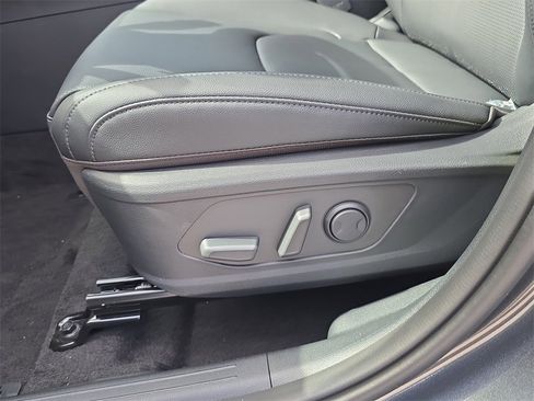 New 2026 Kia Sportage EX image 21