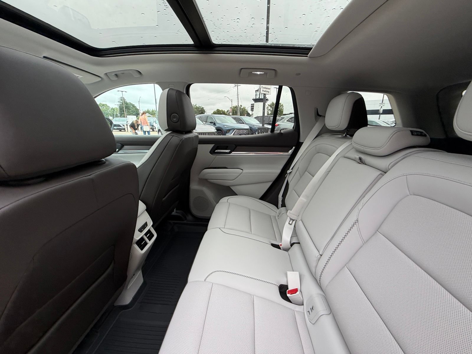 New 2027 GMC Terrain Denali w/ LPO, Floor Liner Package AWD/4WD image 5