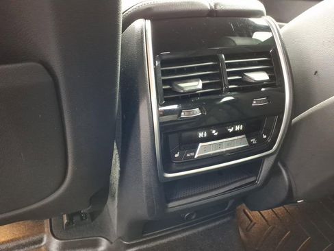 Used 2022 BMW X6 xDrive40i AWD/4WD image 27