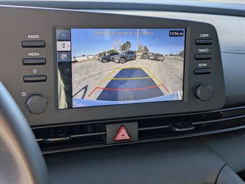 Used 2025 Hyundai Elantra Sport image 13