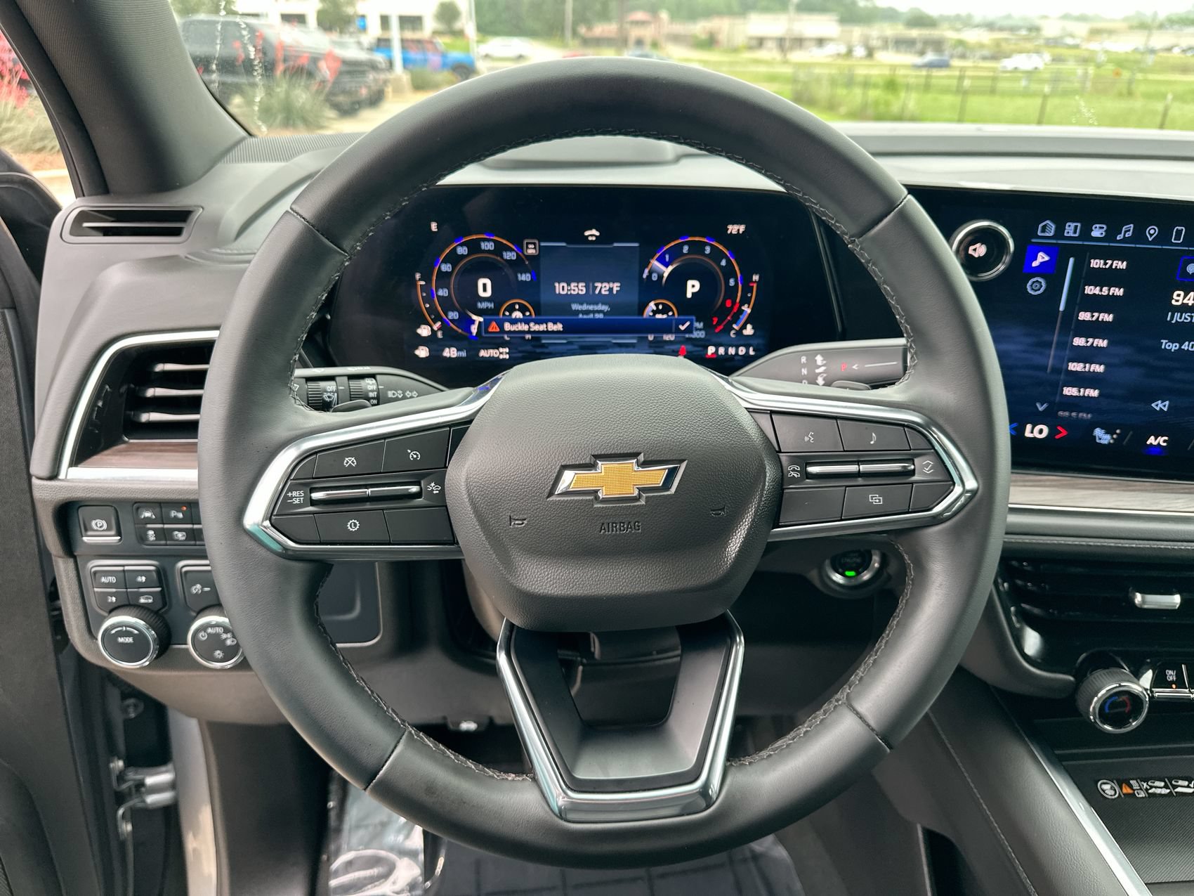 Used 2025 Chevrolet Tahoe LT AWD/4WD image 14