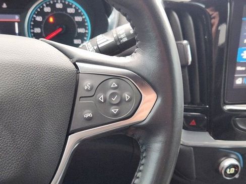 Used 2022 Chevrolet Traverse LT image 30